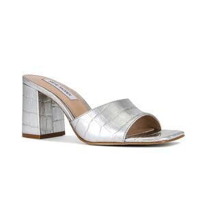 Steve Madden Alaya Sandal in Silver Croco Size 8